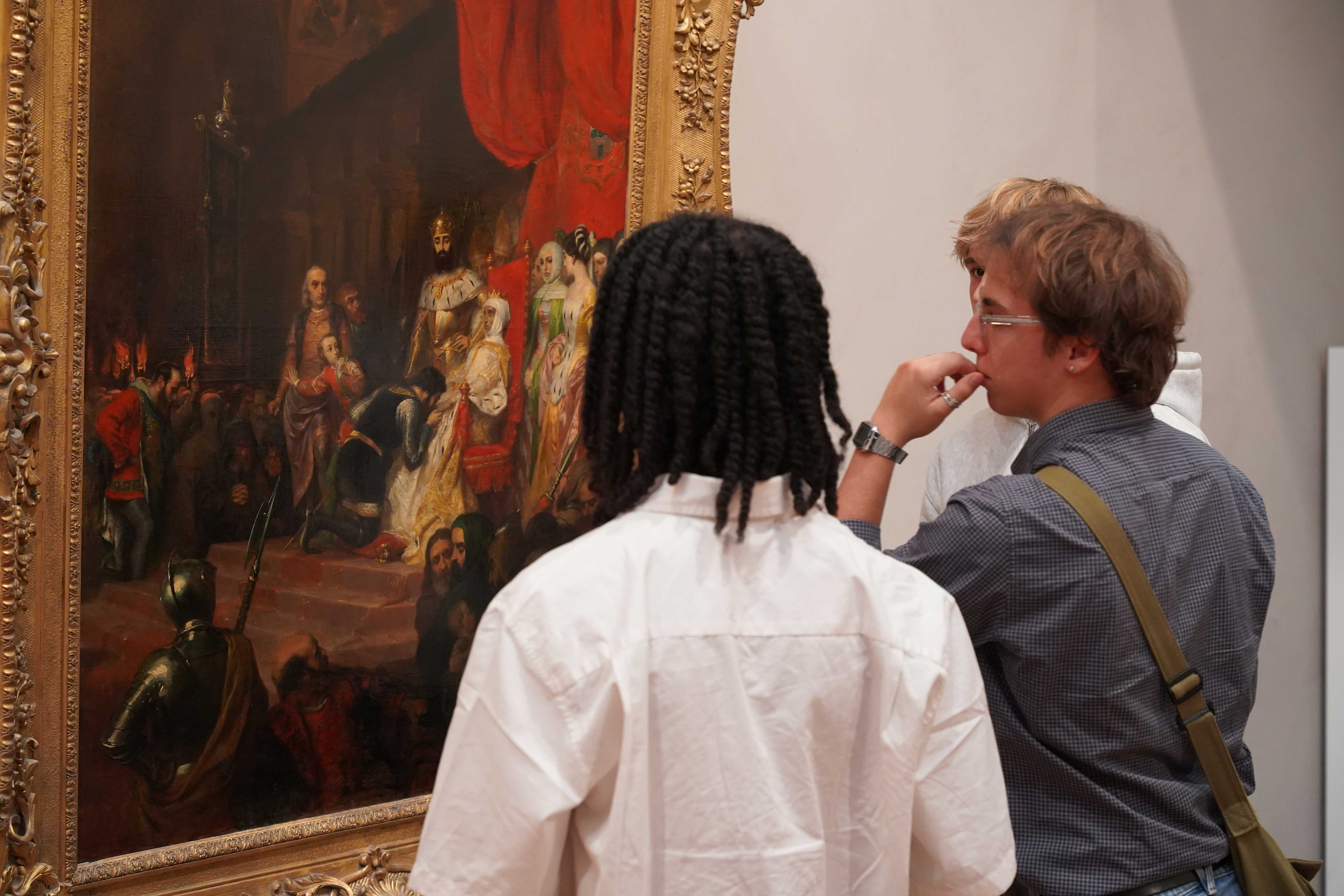 Etudiants au musée