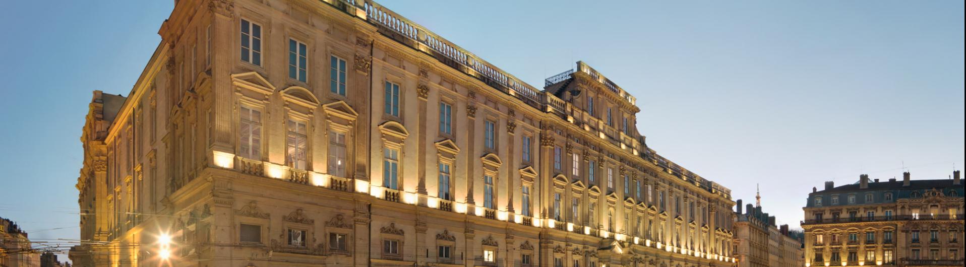 façade du musée, place des Terreaux