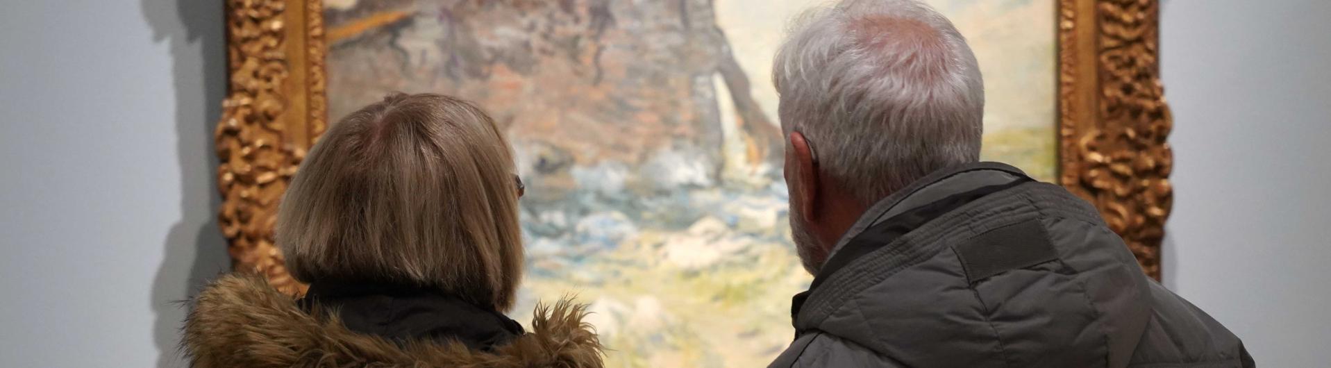 Vue de salle de l'exposition Etretat