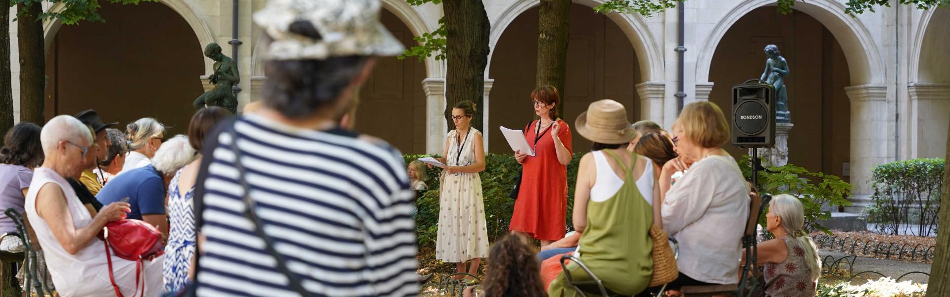 Lecture au jardin