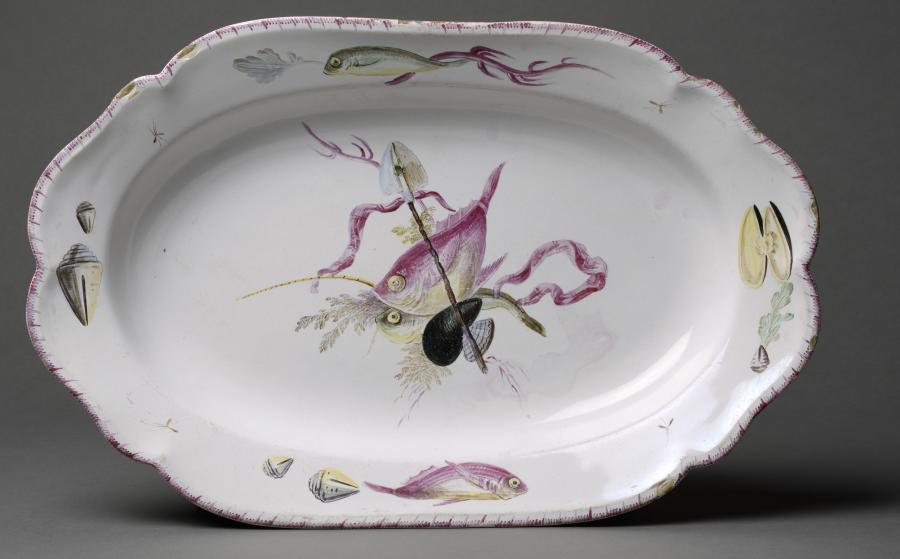 Plat oblong à bord lobé, Manufacture de la Veuve Perrin, Marseille , 1765-1775