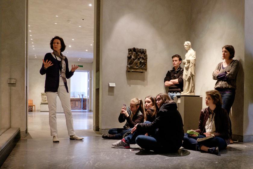 médiatrice en visite scolaire