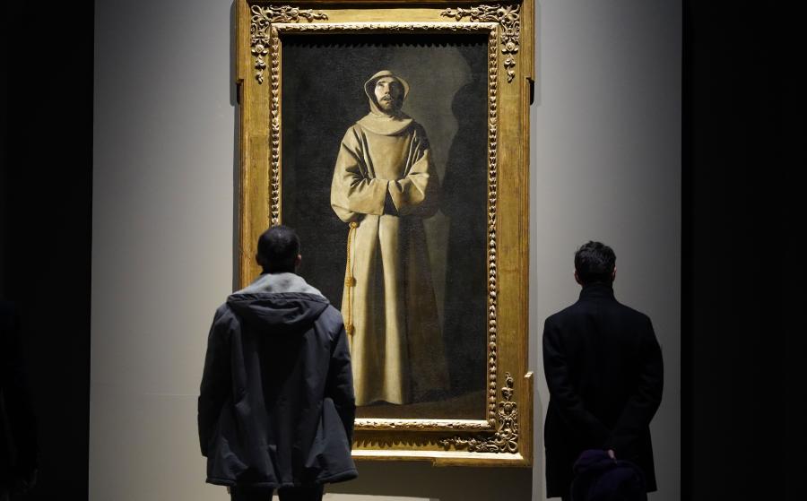 Visiteur-dans-l'exposition-Zurbaran