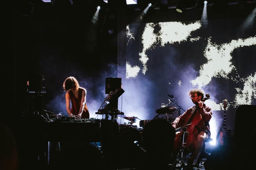 photo_live_credit_cosmicplaygrounds-nocredit.jpg