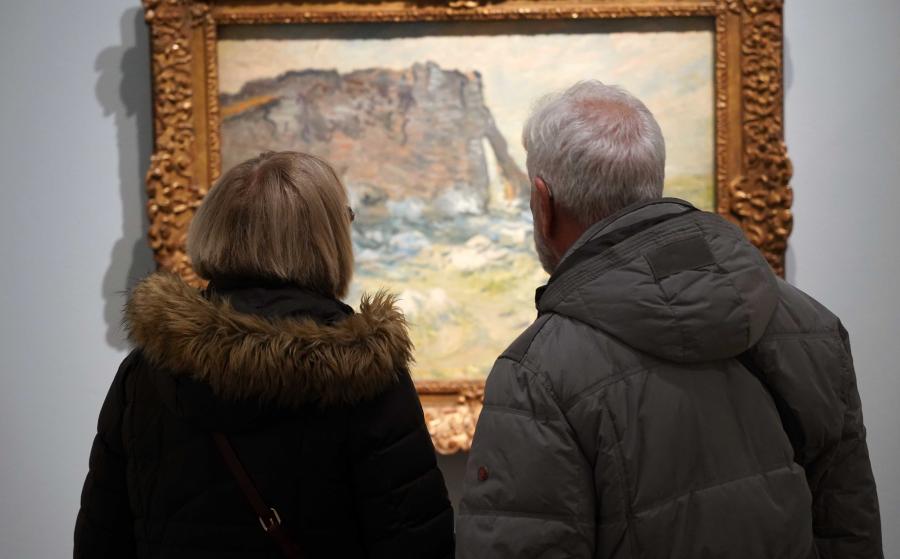 Vue de salle de l'exposition Etretat