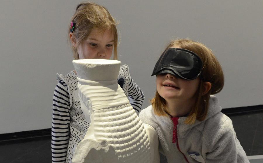 Visites "L'art et les yeux fermés"